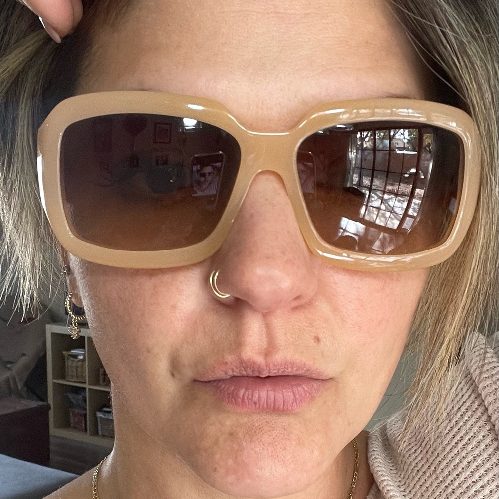Versace Sunglasses NWOT - Picture 5 of 7
